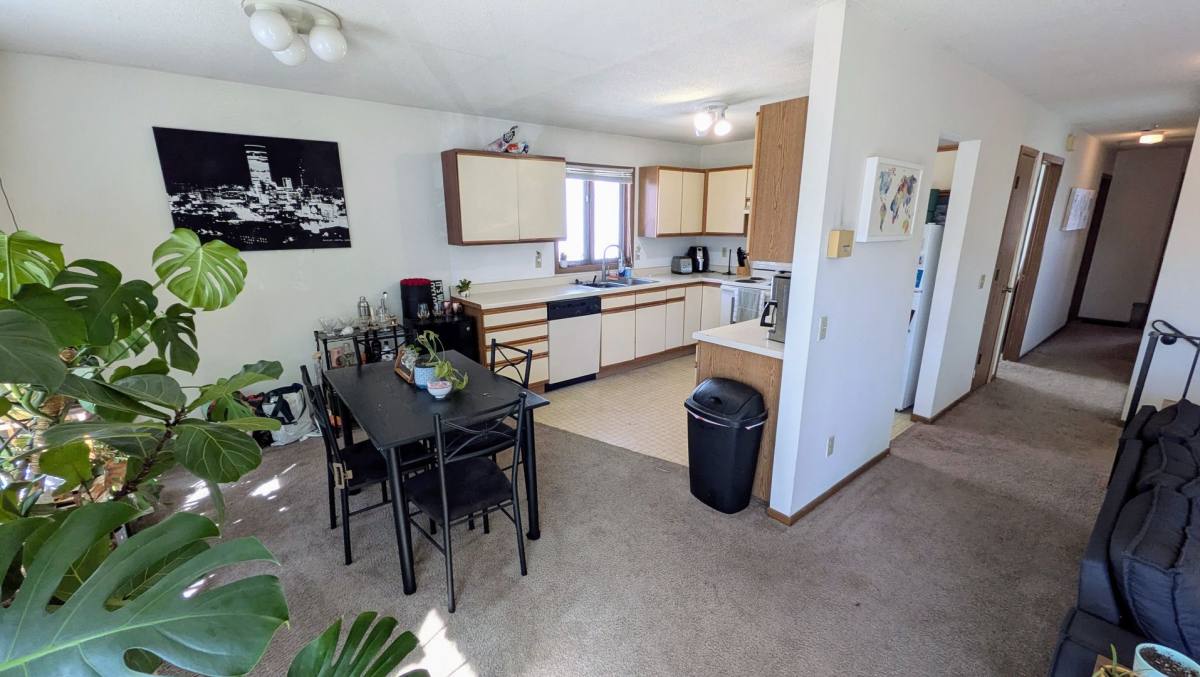 Apartment for rent at 815 Weeks Ave SE, Minneapolis, MN 55414