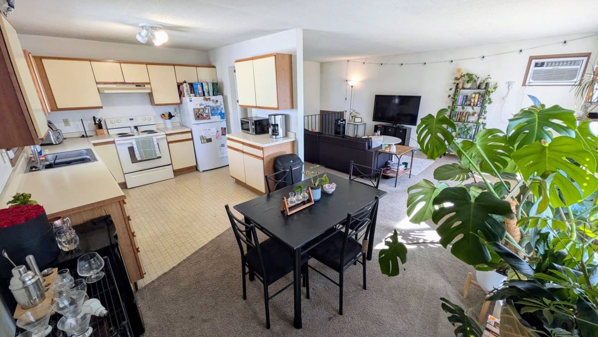 Apartment for rent at 815 Weeks Ave SE, Minneapolis, MN 55414