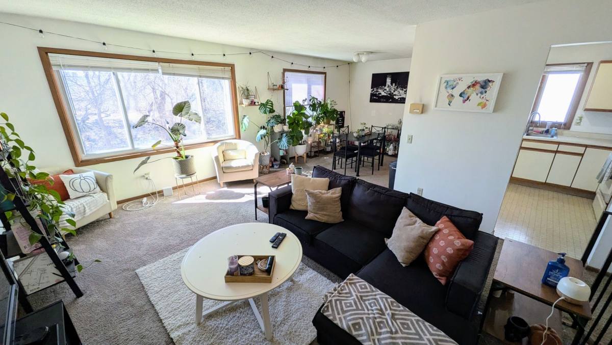 Apartment for rent at 815 Weeks Ave SE, Minneapolis, MN 55414