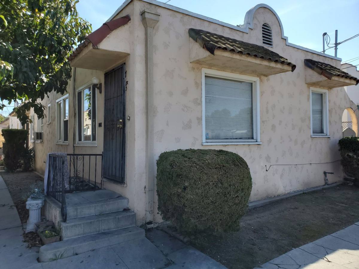 Apartment for rent at 783-789 W 17th St, San Pedro, CA 90731