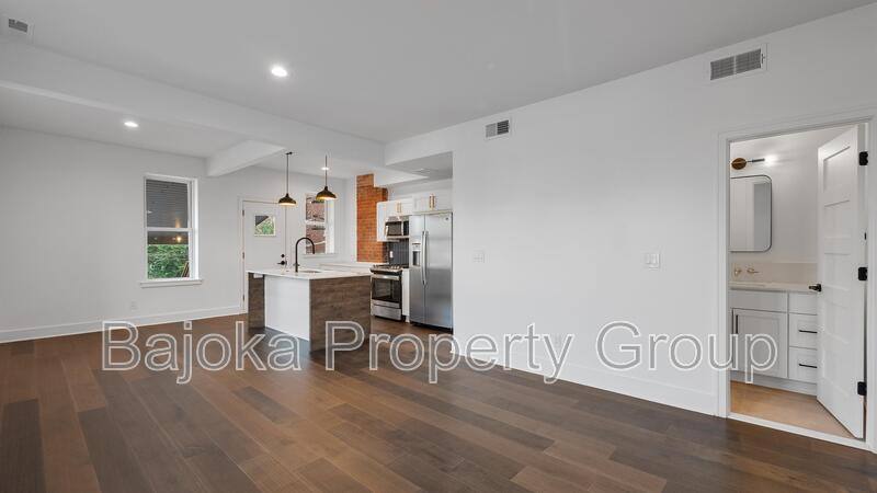 Apartment for rent at 632 Prentis St #2, Detroit, MI 48201