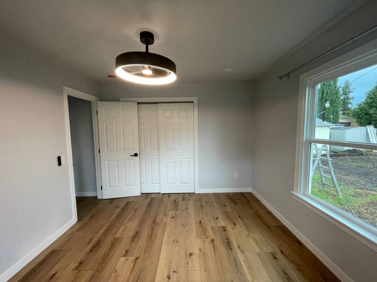 Apartment for rent at 148 & 1 2 Winema Way, Medford, OR 97501