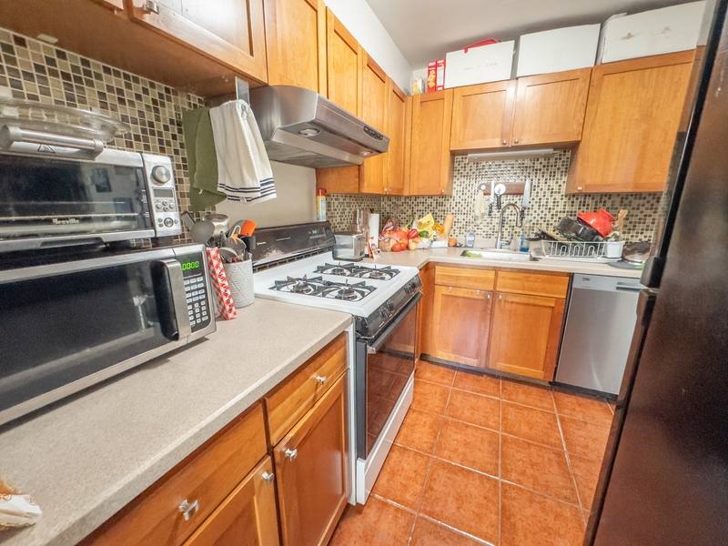 Townhouse for rent at 169 Erie St #2, Cambridge, MA 02139