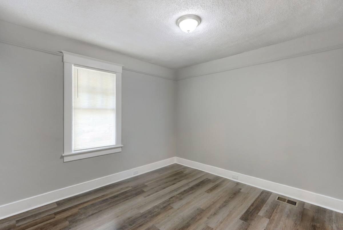Apartment for rent at 1009 E 33rd St, Savannah, GA 31401