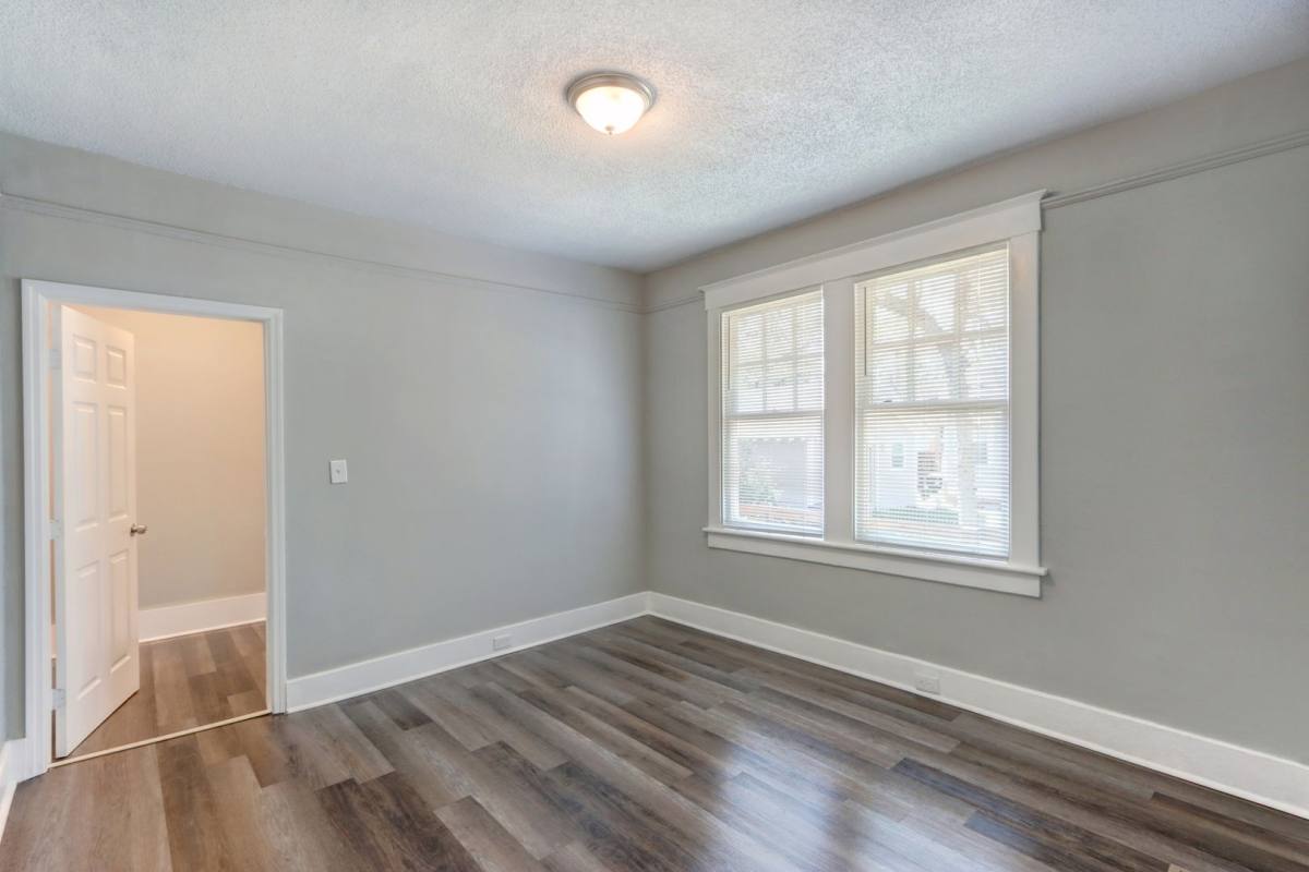 Apartment for rent at 1009 E 33rd St, Savannah, GA 31401