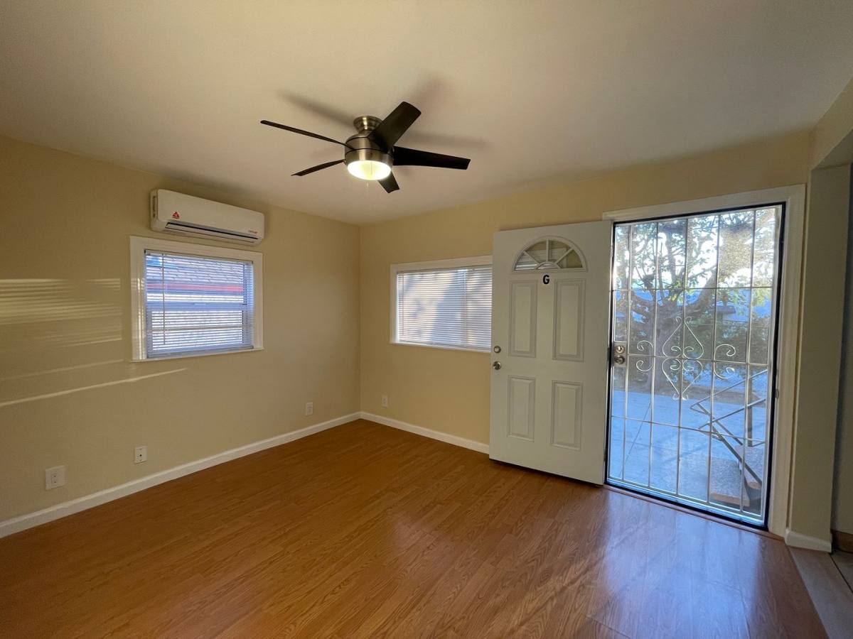 Apartment for rent at 1009 - 1011 Western Ave, Glendale, CA 91201