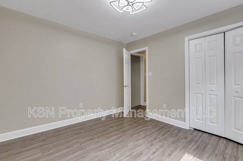 House for rent at 2010 Vermont Ave, Savannah, GA 31404