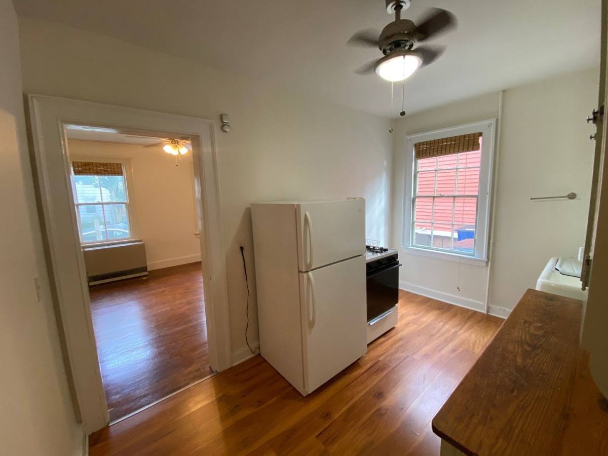 Apartment for rent at 137 Nicoll St, New Haven, CT 06511