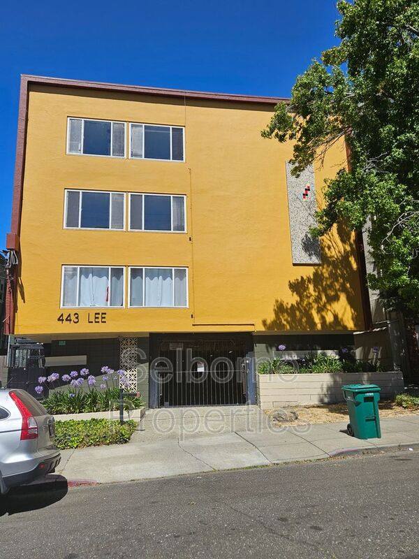 Apartment for rent at 443 Lee St #309, Oakland, CA 94610