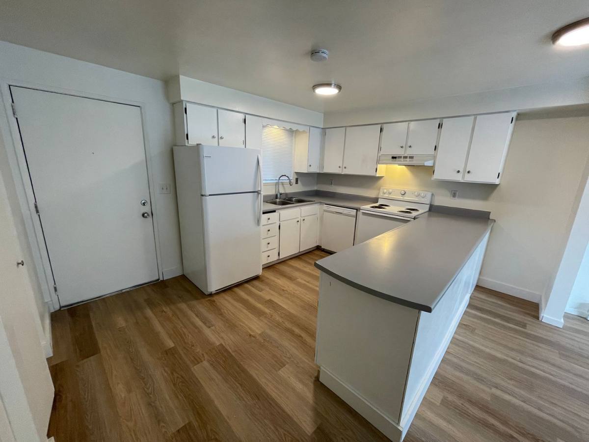 Apartment for rent at 3020 S Clinton Rd, Spokane, WA 99216