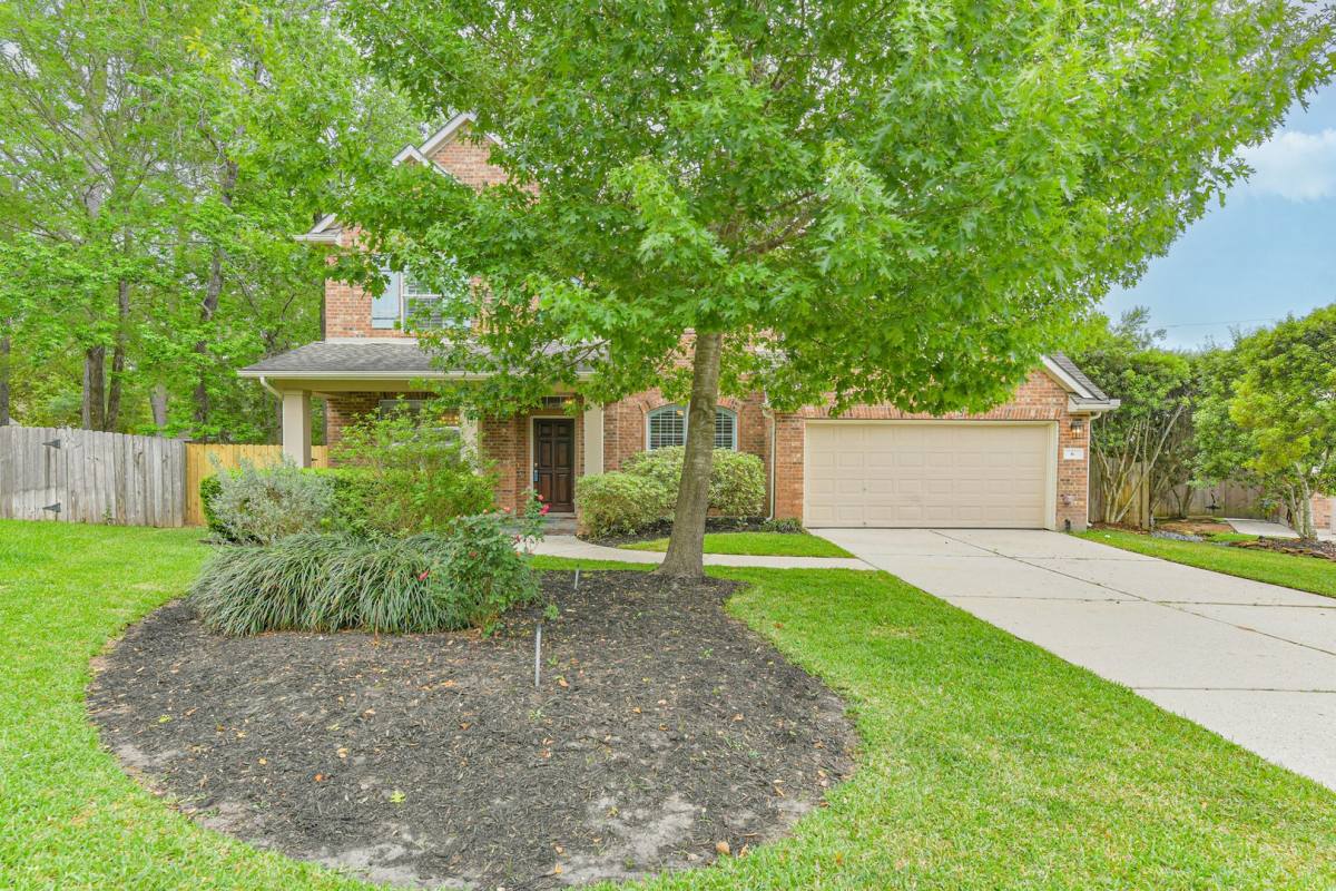 House for rent at 6 Cordella Place, Spring, TX 77382