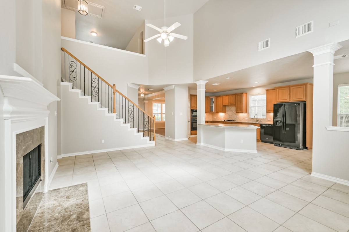 House for rent at 6 Cordella Place, Spring, TX 77382