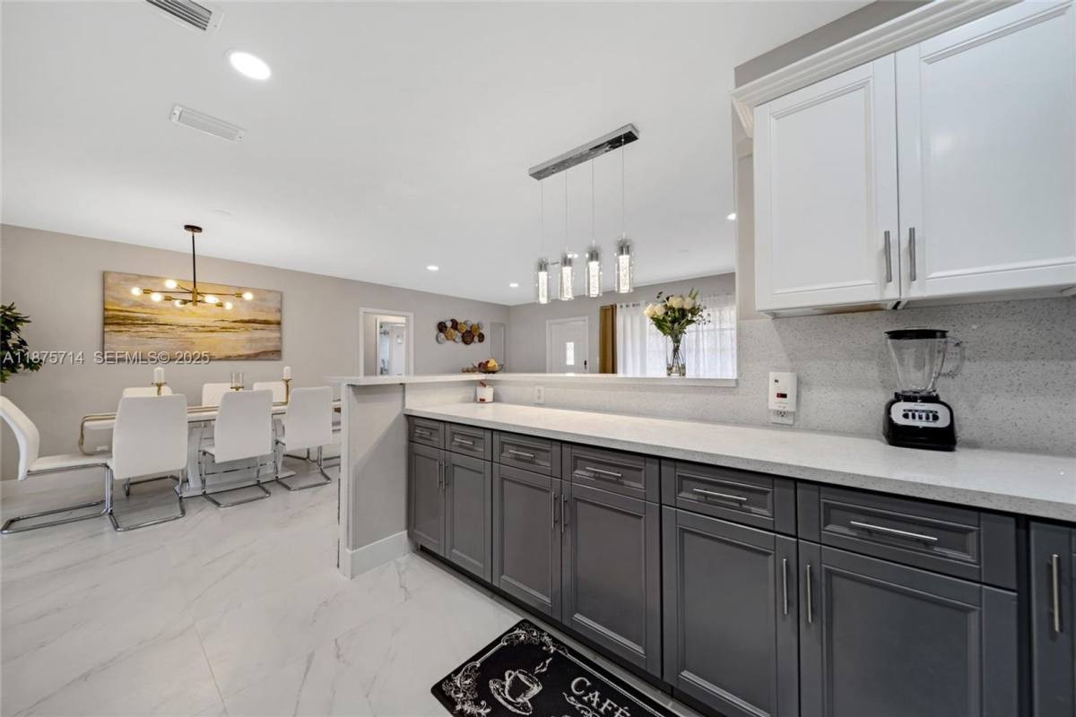 House for rent at 241 Oceanic Ave, Fort Lauderdale, FL 33308