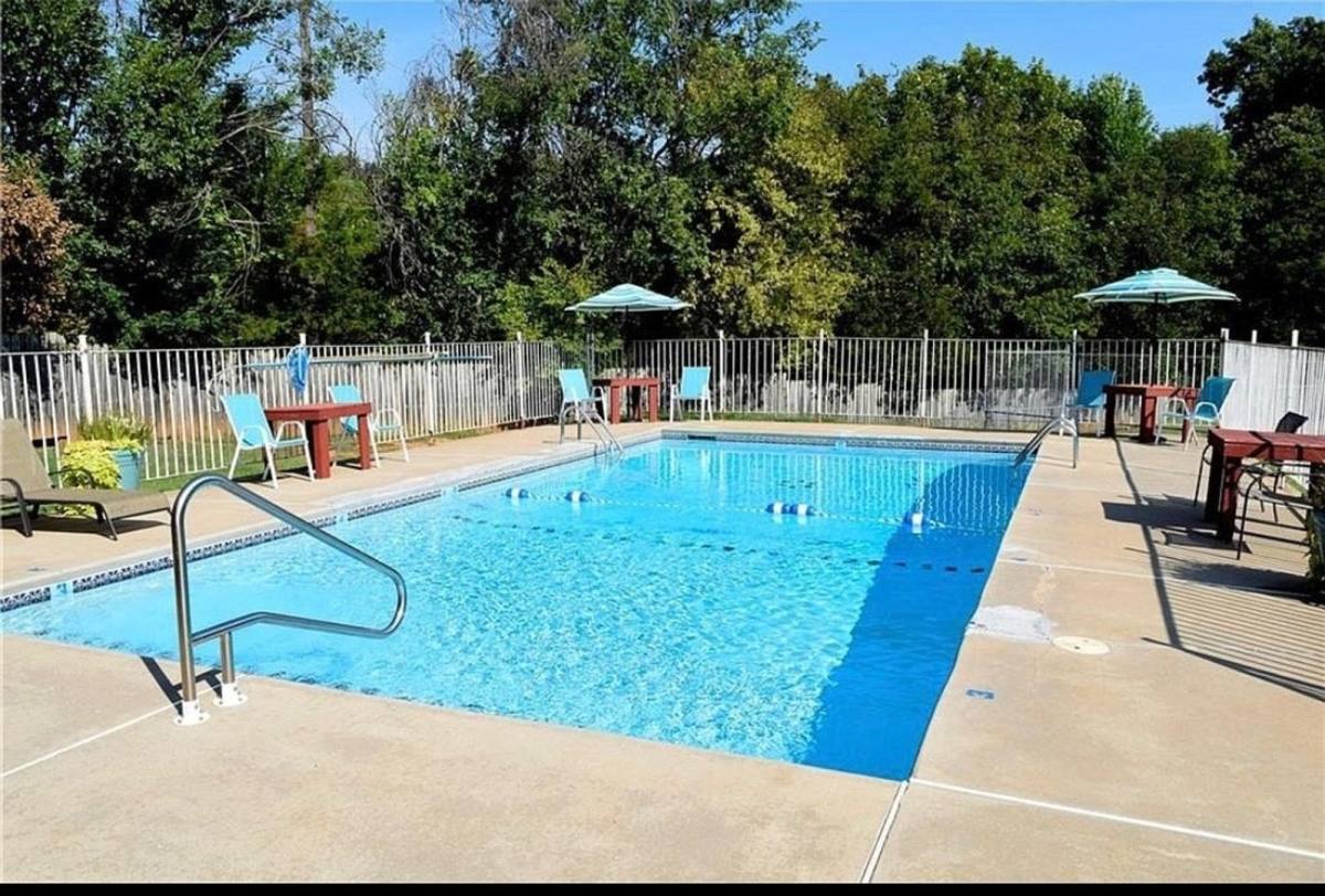 Apartment for rent at 4204 N Harrison St, Shawnee, OK 74804