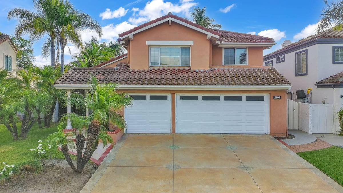 House for rent at 2101 Vallejo Dr, Tustin, CA 92782