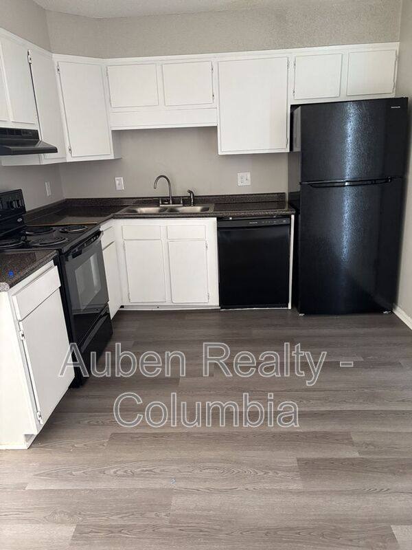 House for rent at 3 Londonderry Square, Cayce, SC 29033