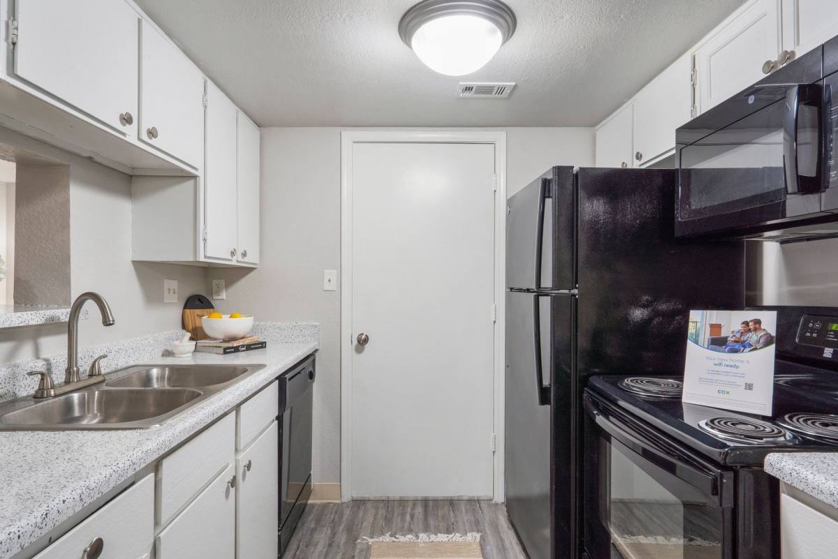 Apartment for rent at 10011 S Sheridan Rd, Tulsa, OK 74133