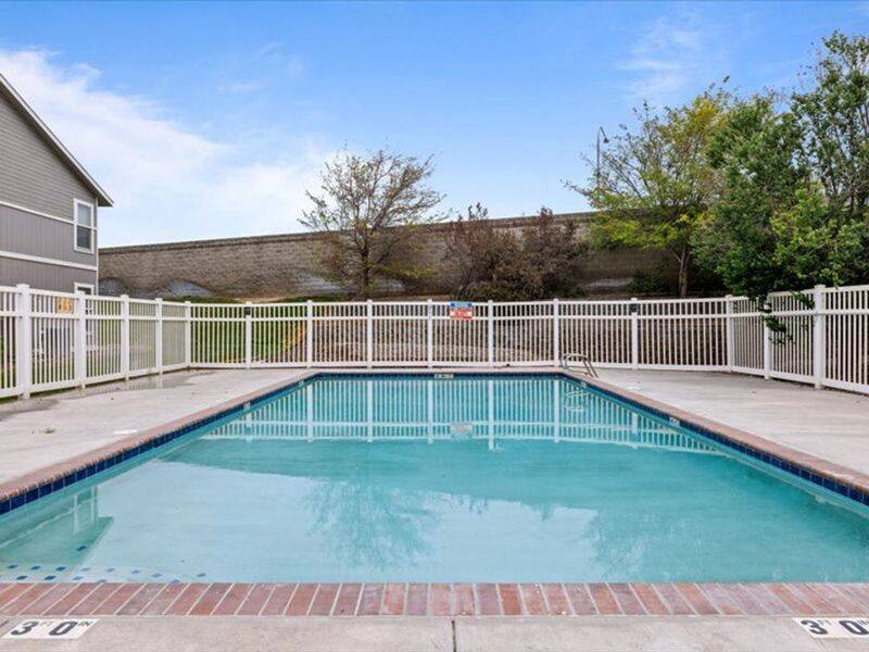 Apartment for rent at 6005I Chapel Hill Blvd #I 102, Pasco, WA 99301