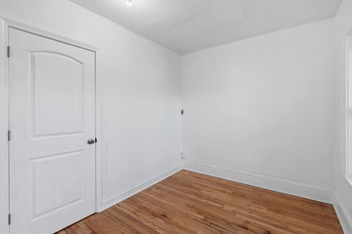 Apartment for rent at 107 Kensington Ave, Springfield, MA 01108