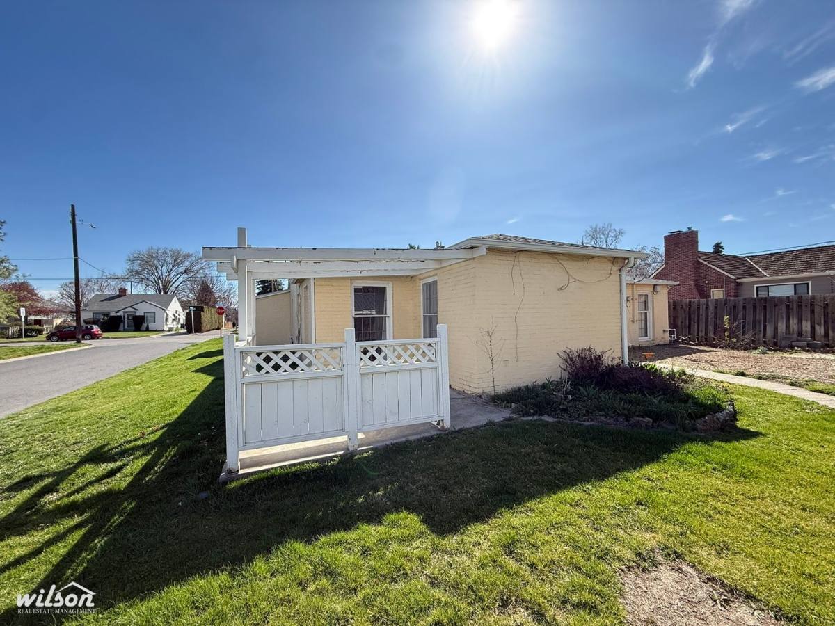 Apartment for rent at 3401 W Yakima Ave, Yakima, WA 98902