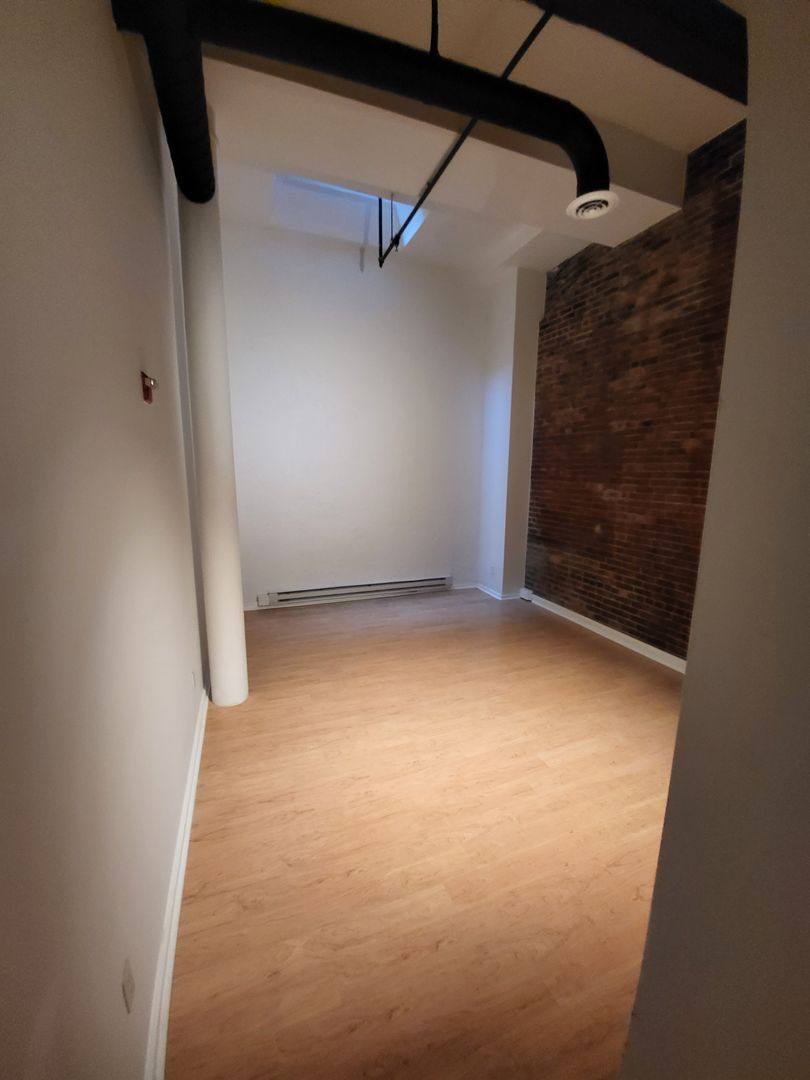 Apartment for rent at 254 Freind St, Boston, MA 02113