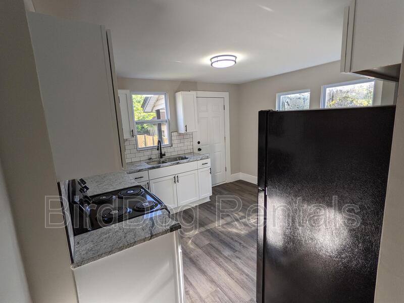 Apartment for rent at 2735 Sutton Ave, Columbus, OH 43204