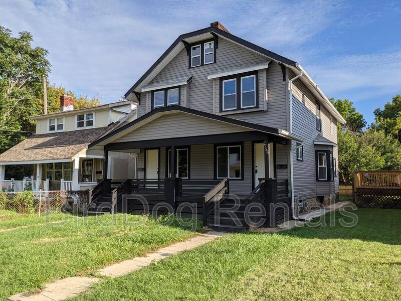Apartment for rent at 2735 Sutton Ave, Columbus, OH 43204