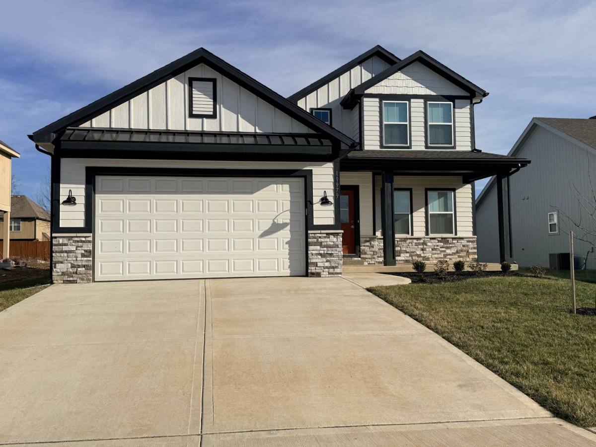 House for rent at 20011 Cornice St, Spring Hill, KS 66083