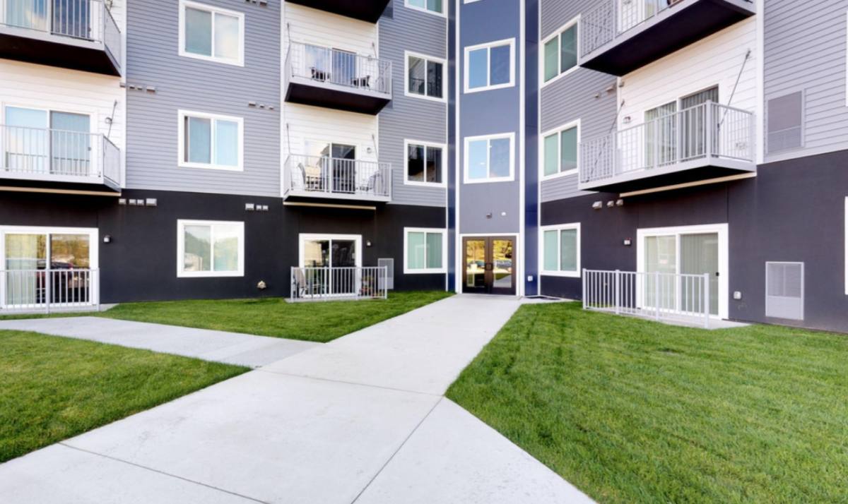 Apartment for rent at 1306 Maple Grove Rd, Duluth, MN 55811