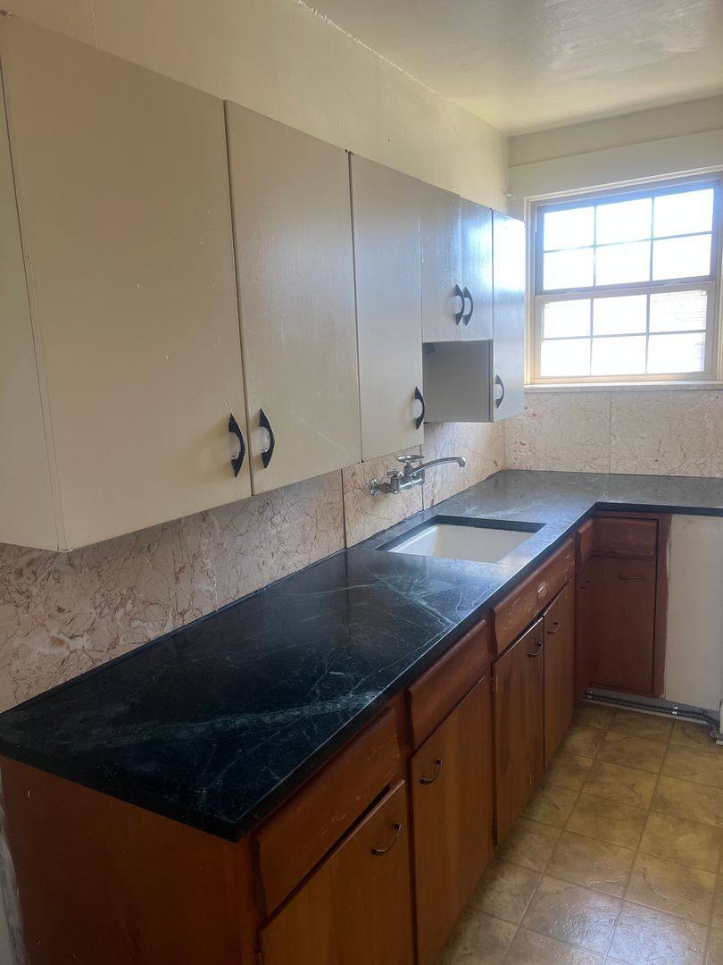 Apartment for rent at 348 E 14th Ave, Columbus, OH 43201