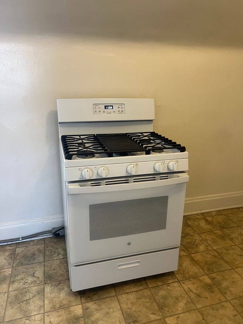Apartment for rent at 348 E 14th Ave, Columbus, OH 43201