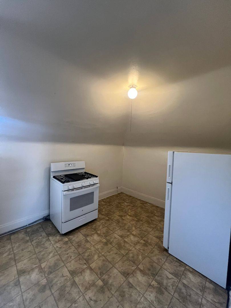 Apartment for rent at 348 E 14th Ave, Columbus, OH 43201