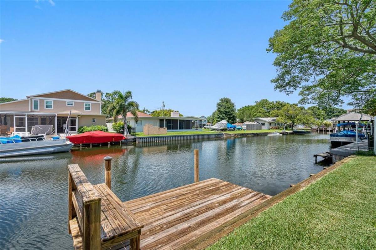 House for rent at 34 Citrus Dr, Palm Harbor, FL 34684