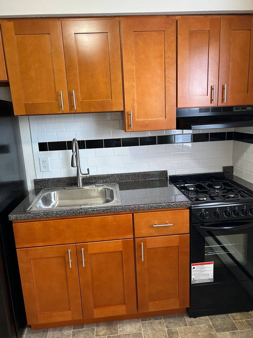 Apartment for rent at 537-39 McKinley St, Philadelphia, PA 19111