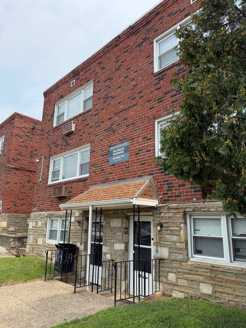 Apartment for rent at 537-39 McKinley St, Philadelphia, PA 19111