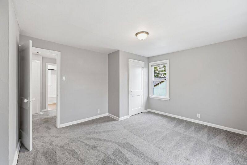 Townhouse for rent at 735 E Mithoff St, Columbus, OH 43206
