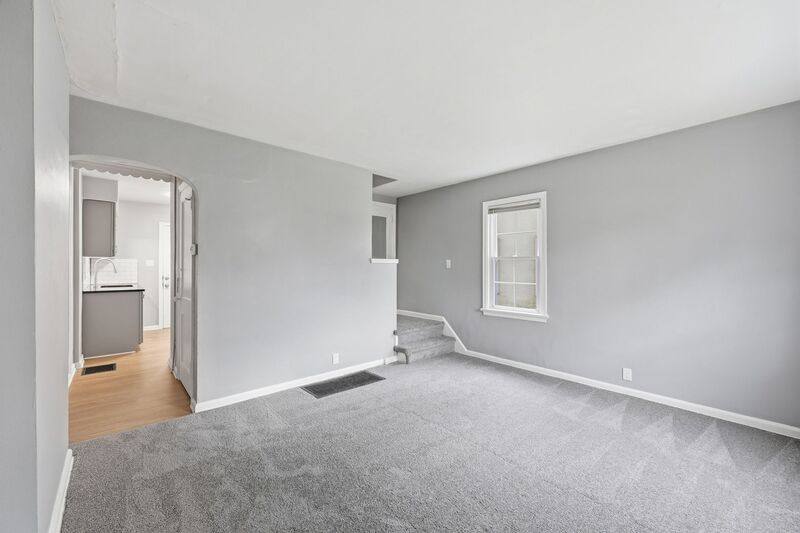 Townhouse for rent at 735 E Mithoff St, Columbus, OH 43206