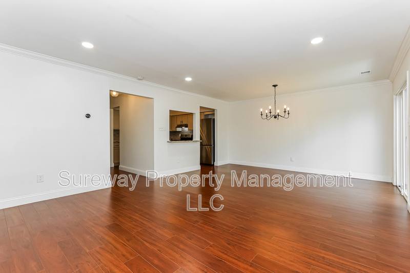 Townhouse for rent at 2 Salisbury Court, Bordentown, NJ 08505