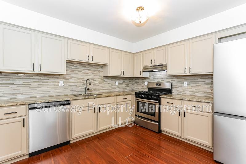 Townhouse for rent at 2 Salisbury Court, Bordentown, NJ 08505