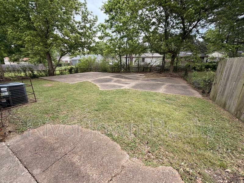 House for rent at 4850 Applestone St, Memphis, TN 38109