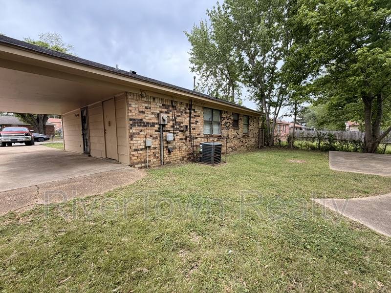 House for rent at 4850 Applestone St, Memphis, TN 38109
