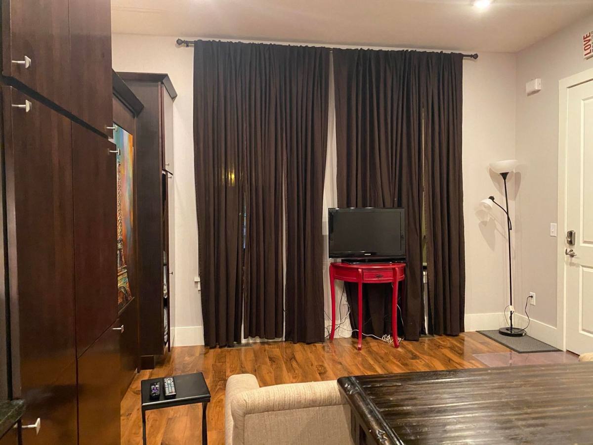 Townhouse for rent at 106 S Niles Ave, South Bend, IN 46617