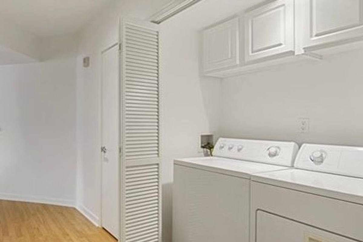 Condo for rent at 1222 S Westgate Ave, Los Angeles, CA 90025