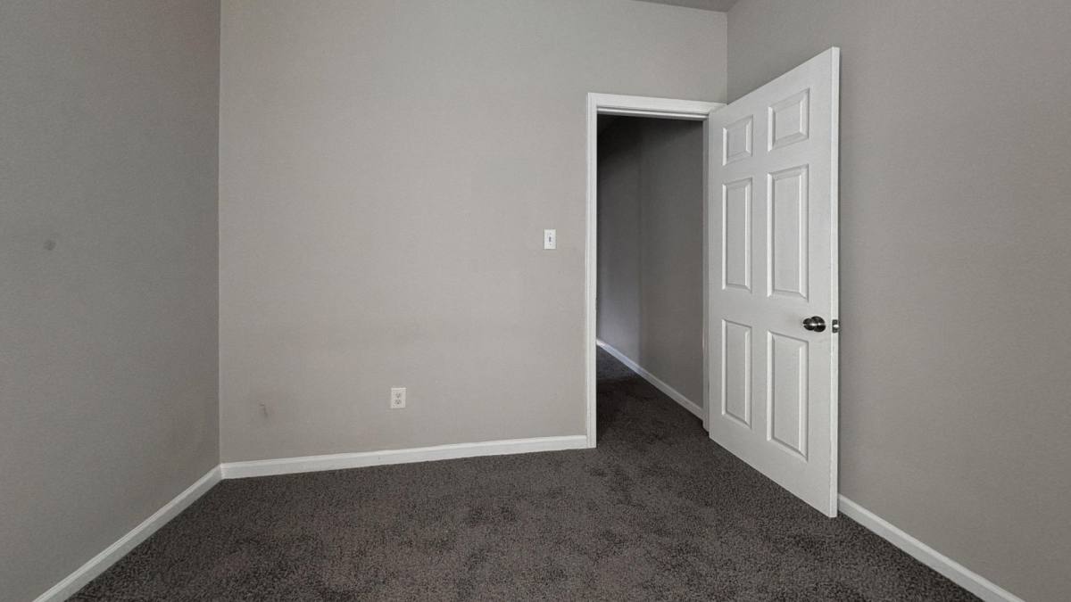 House for rent at 1038 W Orleans St, Philadelphia, PA 19133