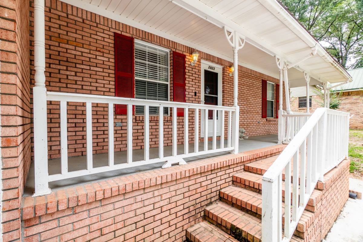 House for rent at 2823 Lake Silver Rd, Crestview, FL 32536