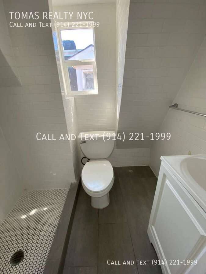 Apartment for rent at 157 Buena Vista Ave, Yonkers, NY 10701
