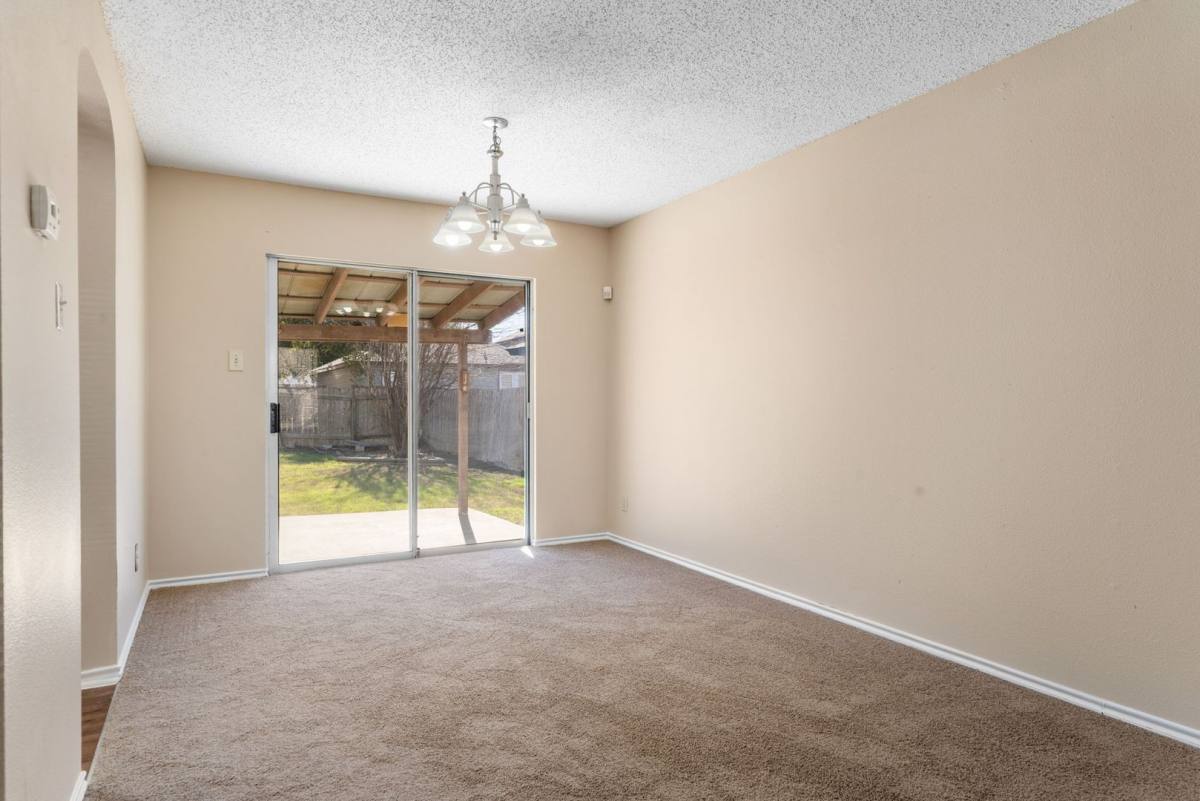 House for rent at 7038 Cole Creek Dr, Converse, TX 78109