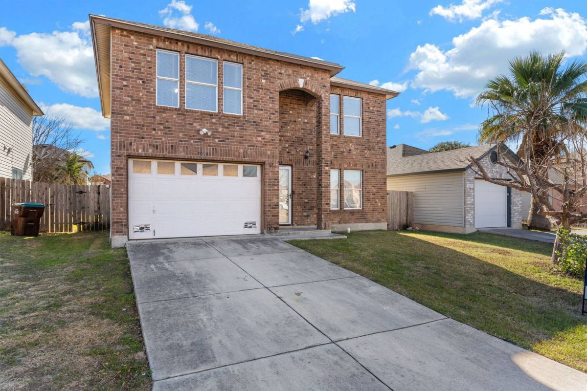 House for rent at 7038 Cole Creek Dr, Converse, TX 78109