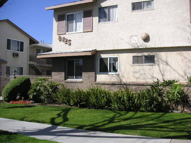 Apartment for rent at 8425 Amigo Ave, Northridge, CA 91324