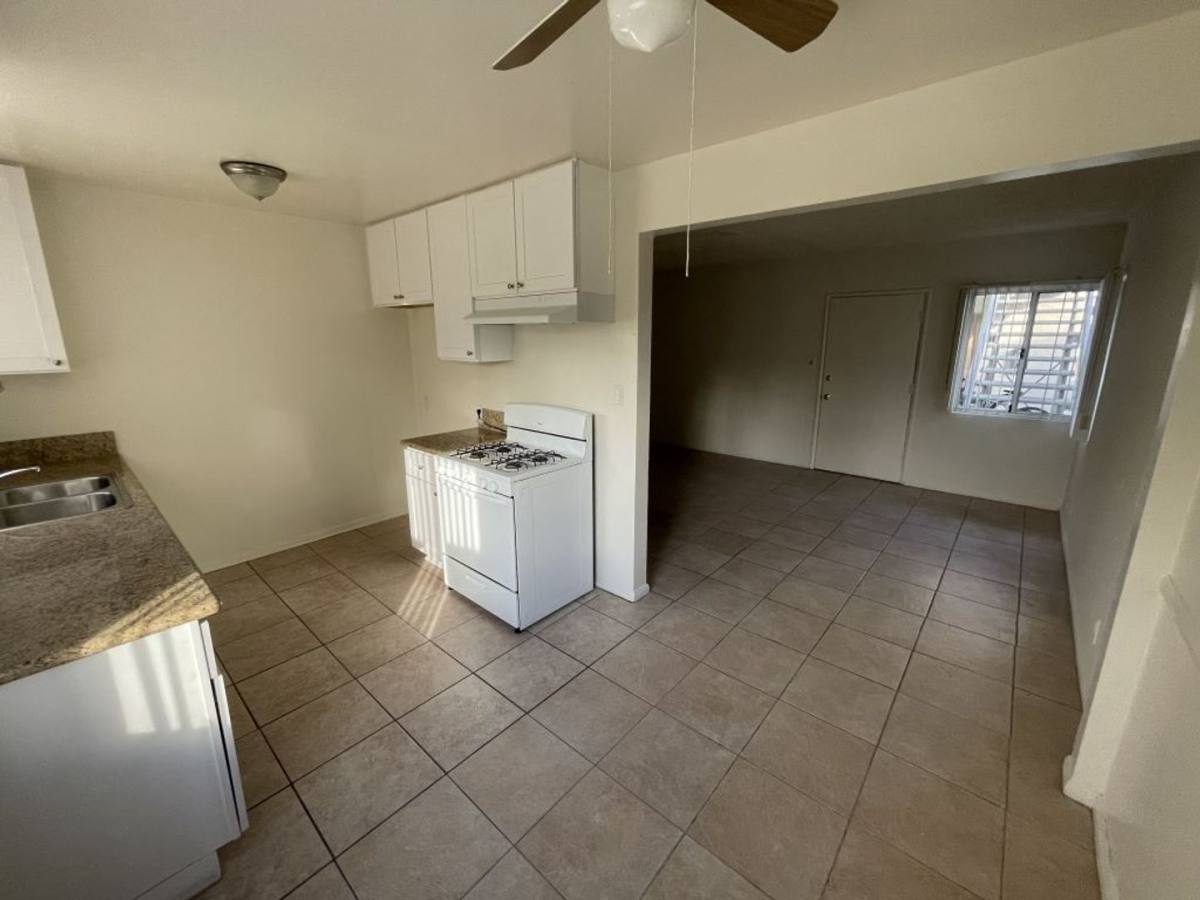 Apartment for rent at 8425 Amigo Ave, Northridge, CA 91324